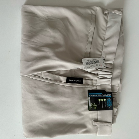 Roundtree & Yorke Men’s Performance Flex Pants Size 38 x 32 NWT - Picture 9 of 10